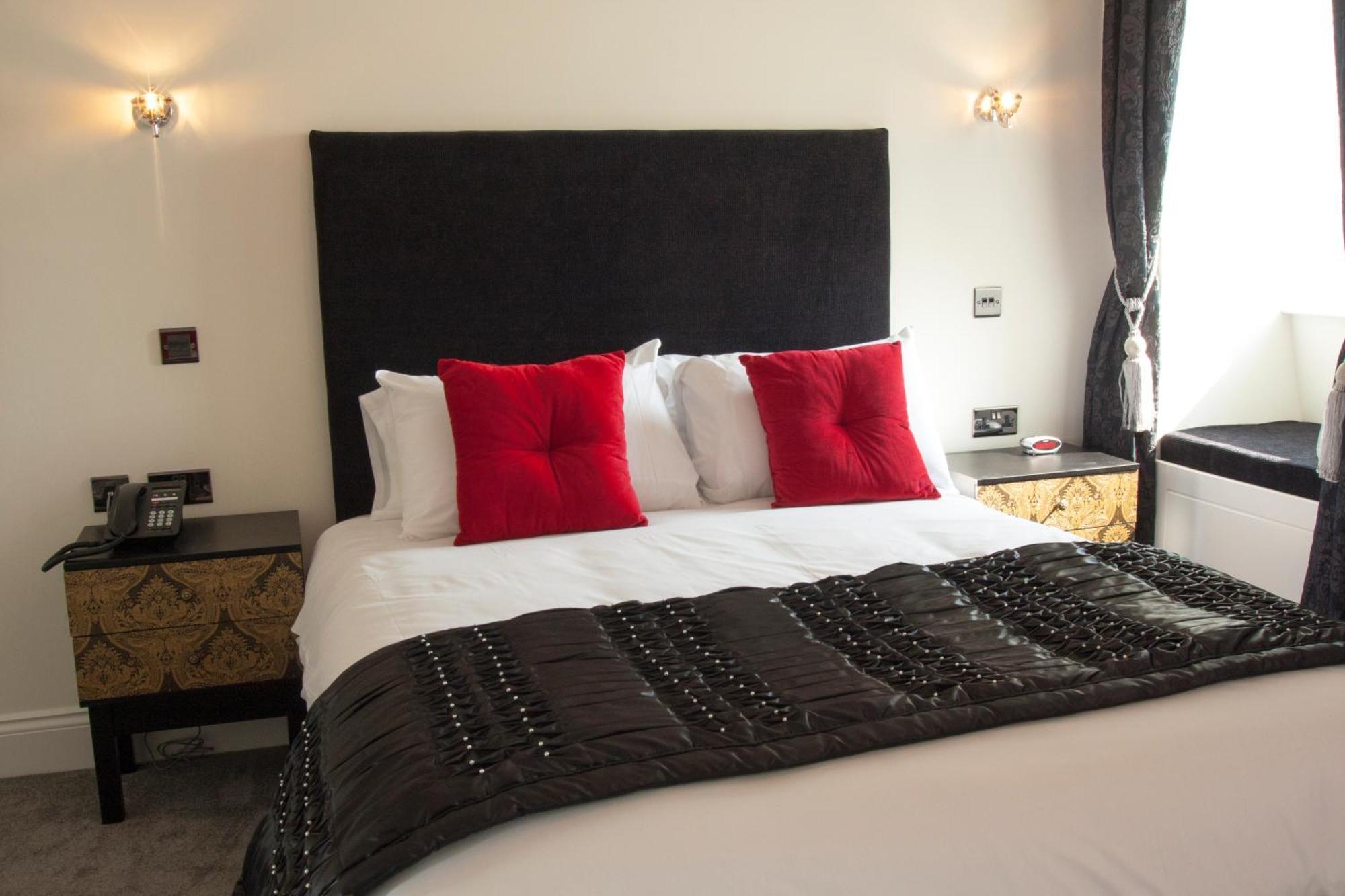 The Ship Leopard Hotel - No Children (Adults Only) Portsmouth Exteriér fotografie